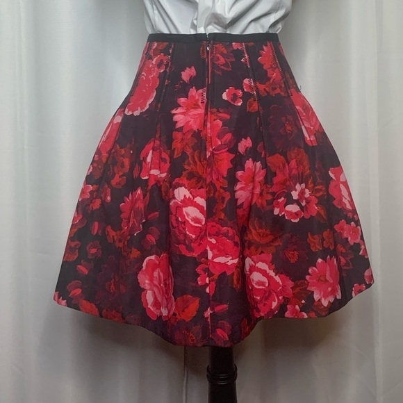 GAP Floral Inverted Pleats A-Line Flare Mini Skirt - Picture 3 of 5